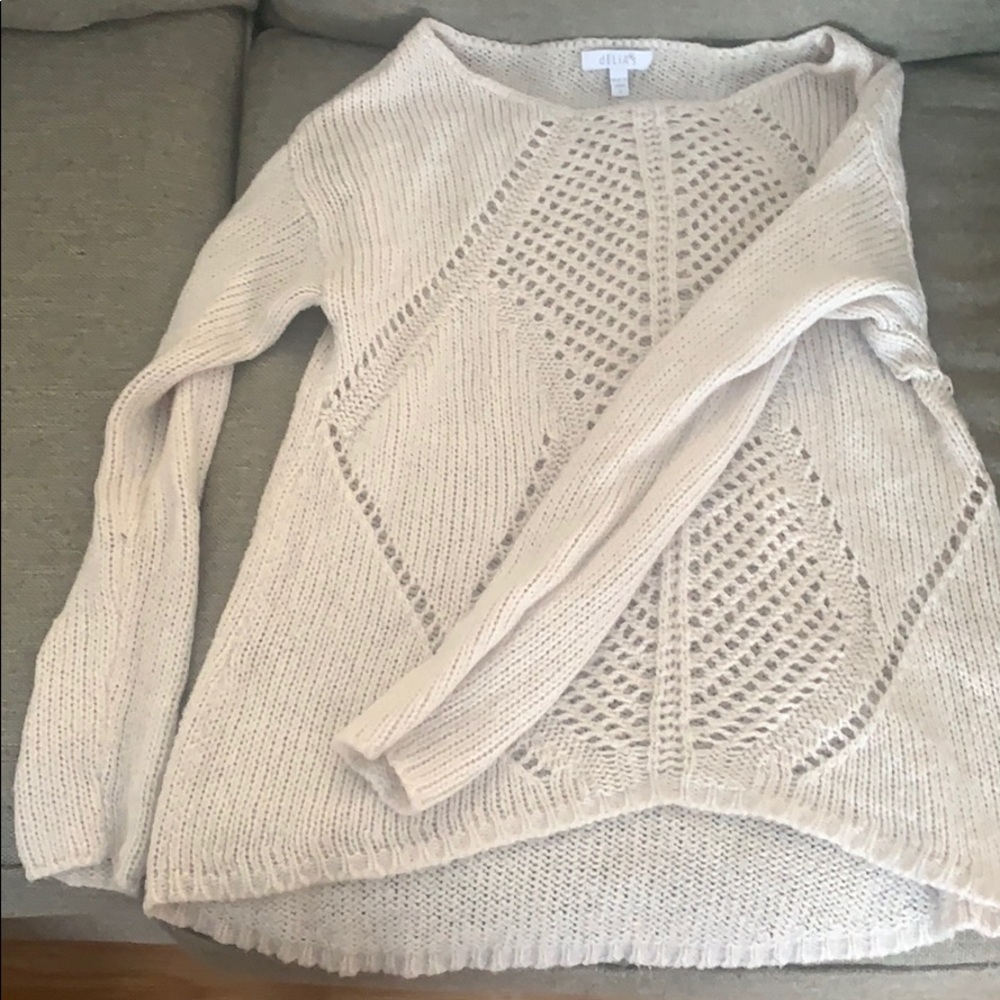 delias sweater
